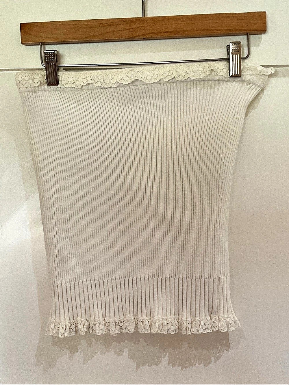 For Love & Lemons Lace Trim Knit Crop Top in White Size Medium Like New